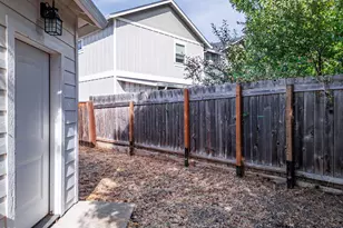 1630 Summer Pl, Talent, OR 97540 - Photo 48