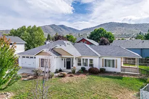 1630 Summer Pl, Talent, OR 97540 - Photo 2