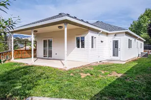 1630 Summer Pl, Talent, OR 97540 - Photo 44