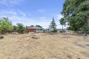2717 Old Midland Rd, Klamath Falls, OR 97603 - Photo 46