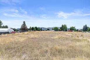 2717 Old Midland Rd, Klamath Falls, OR 97603 - Photo 54