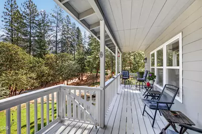 6477 Donaldson Road, Grants Pass, OR 97526 - Photo 4
