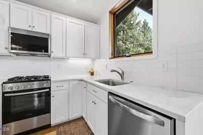 2261 NW 7th Street #1 & #2, Bend, OR 97703 - Photo 74