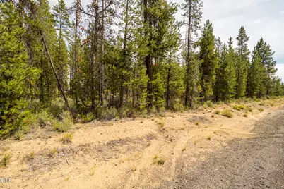 16815 Whittier Drive, Bend, OR 97707 - Photo 14