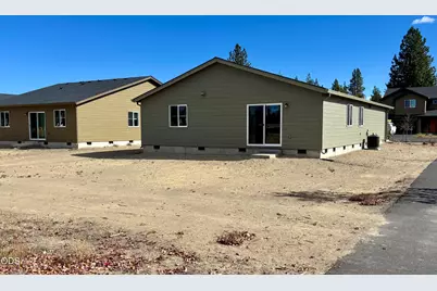 51771 Jubilee Pine Dr, La Pine, OR 97739 - Photo 2