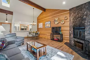57367 Lake Aspen Ln, Sunriver, OR 97707 - Photo 14