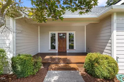 1151 Arrowhead Trail, Eagle Point, OR 97524 - Photo 2