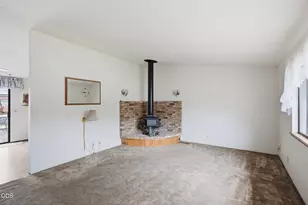 217 Southridge Way, Grants Pass, OR 97527 - Photo 6