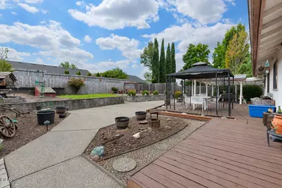 217 Southridge Way, Grants Pass, OR 97527 - Photo 24