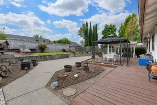 217 Southridge Way, Grants Pass, OR 97527 - Photo 24