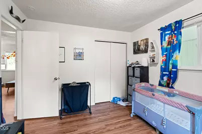 400 S Rose Street #A-B, Phoenix, OR 97535 - Photo 12