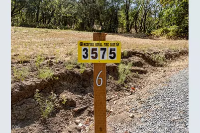 3575 S Stage Road #Lot 6, Medford, OR 97501 - Photo 2