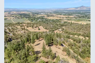 3579 S Stage Road #Lot 9, Medford, OR 97501 - Photo 4
