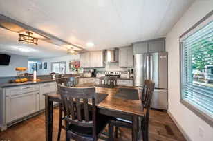 2335 Table Rock Rd, Medford, OR 97501 - Photo 6