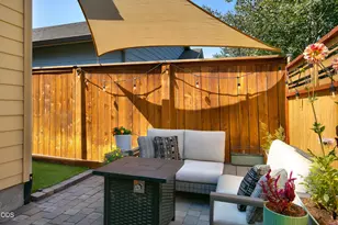 2820 NE Aldrich Ave, Bend, OR 97701 - Photo 22