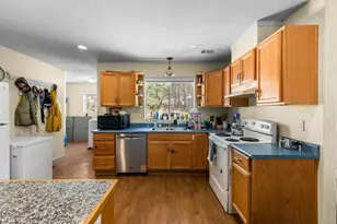 897 Savage Creek Rd, Grants Pass, OR 97527 - Photo 10