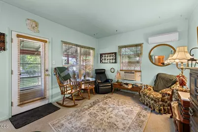 438 NE 11th Street, Grants Pass, OR 97526 - Photo 6