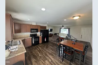 1939 Logan Street, Klamath Falls, OR 97603 - Photo 28