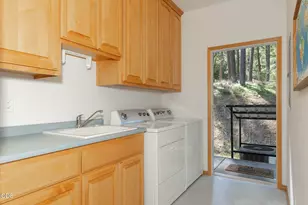 396 Daily Ln, Grants Pass, OR 97527 - Photo 22