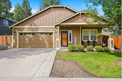1610 W Carson Avenue, Sisters, OR 97759 - Photo 1