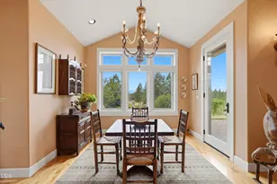 20100 Star Fire Ridge Ct, Bend, OR 97702 - Photo 26