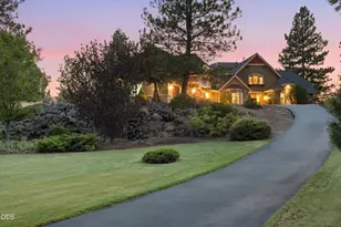 20100 Star Fire Ridge Ct, Bend, OR 97702 - Photo 2