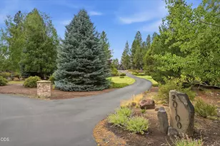 20100 Star Fire Ridge Ct, Bend, OR 97702 - Photo 6
