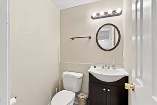 1111 Stevens St, Medford, OR 97504 - Photo 12