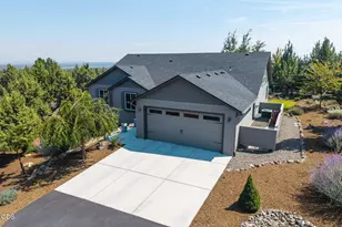 222 Highland Meadow Loop, Redmond, OR 97756 - Photo 46