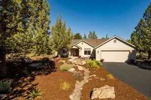 1230 Mourning Dove Ct, Redmond, OR 97756 - Photo 2