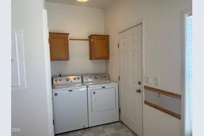 355 Colver Road #25, Talent, OR 97540 - Photo 8