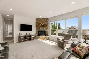 408 Parks Loop, Redmond, OR 97756 - Photo 12