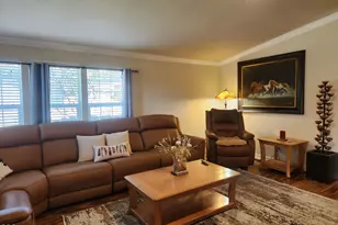 555 Freeman Rd, Central Point, OR 97502 - Photo 6