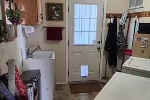 555 Freeman Rd, Central Point, OR 97502 - Photo 28
