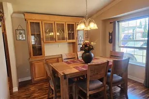 555 Freeman Rd, Central Point, OR 97502 - Photo 10