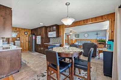 1604 S Adams Drive, Madras, OR 97741 - Photo 8