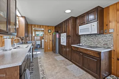 1604 S Adams Drive, Madras, OR 97741 - Photo 10