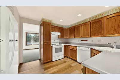 64552 Sylvan Loop, Bend, OR 97701 - Photo 14
