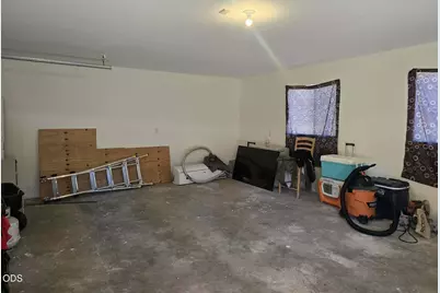 125 Floyd Lane, Cave Junction, OR 97523 - Photo 10