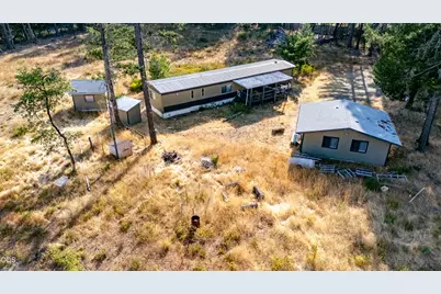 125 Floyd Lane, Cave Junction, OR 97523 - Photo 20