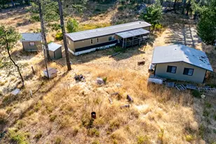 125 Floyd Ln, Cave Junction, OR 97523 - Photo 20