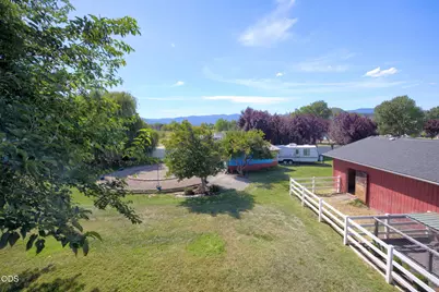 4867 Lower River Road, Grants Pass, OR 97526 - Photo 40