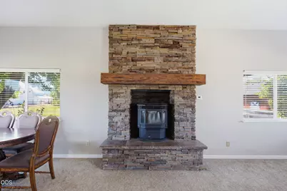 4867 Lower River Road, Grants Pass, OR 97526 - Photo 8