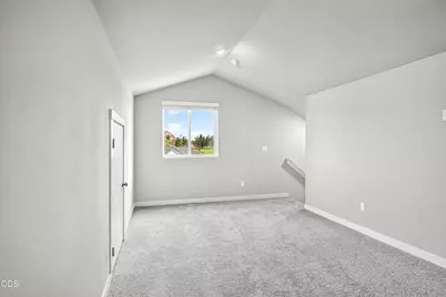 705 NW Walnut Avenue, Redmond, OR 97756 - Photo 24
