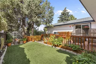 2600 NE Rosemary Dr, Bend, OR 97701 - Photo 22