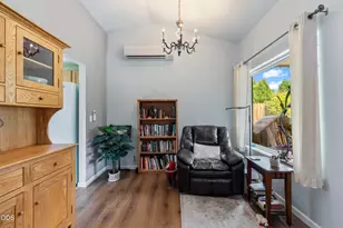 2942 SW Quartz Ave, Redmond, OR 97756 - Photo 6