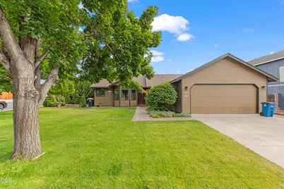 2942 SW Quartz Avenue, Redmond, OR 97756 - Photo 1