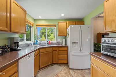 2942 SW Quartz Avenue, Redmond, OR 97756 - Photo 8