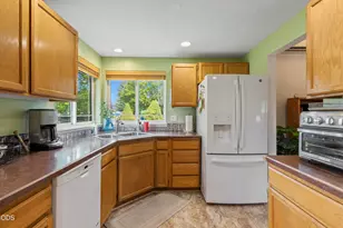 2942 SW Quartz Ave, Redmond, OR 97756 - Photo 8