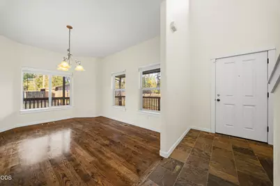 17040 Kasserman Drive, Bend, OR 97707 - Photo 2